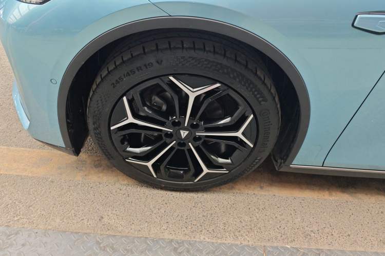 Used Deepal L07 2024 230Max Qiankun Intelligent Driving ADS SE Range-Extended Version
