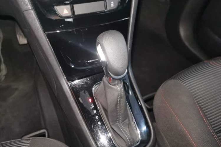 Used Buick Encore 2016 18T Automatic Two-Wheel Drive Urban Leading Edition
