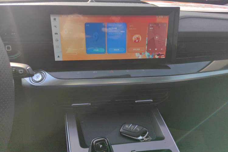 Used Roewe RX5 MAX 2022 1.5T Automatic Zhiwei Prestige Edition