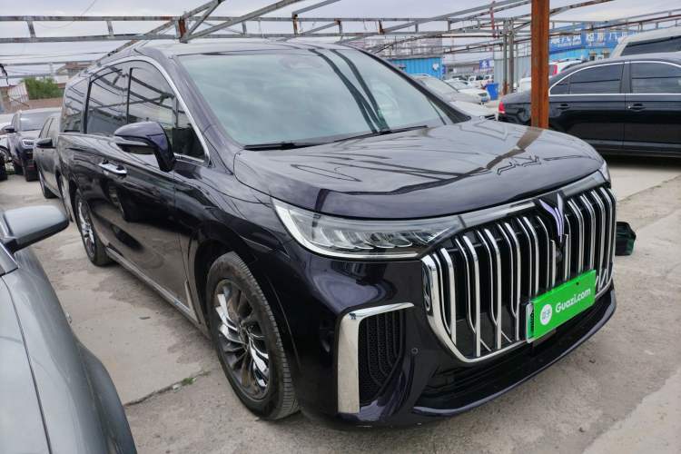 Used VOYAH Dream 2022 Low-Carbon Edition Dream+ Smart Enjoyment Package Front Right 45 Deg