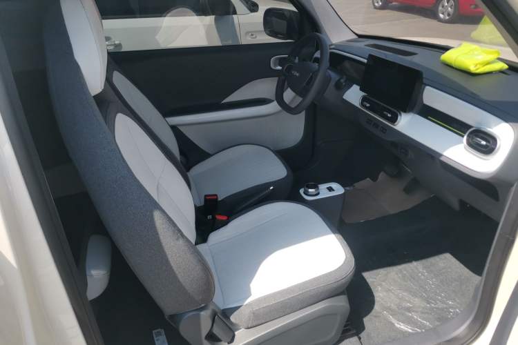 Used Geely Galaxy Panda 2025 210 km – Yuanqi Bear