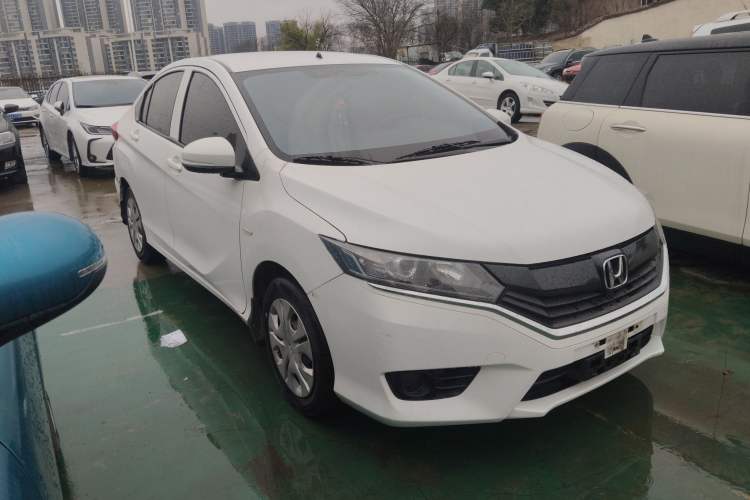 Used Honda Greiz 2016 1.5L CVT Classic Edition
