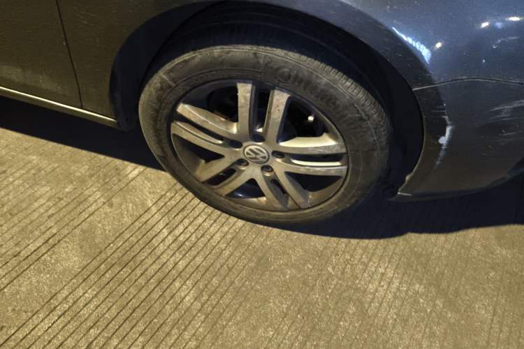 Used Volkswagen Sagitar 2009 2.0L Automatic Leather Edition
