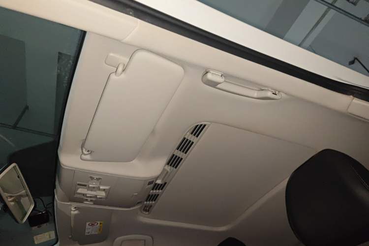 Used Volkswagen Bora 2021 1.5L Automatic Comfort Smart Connect Edition Headliner