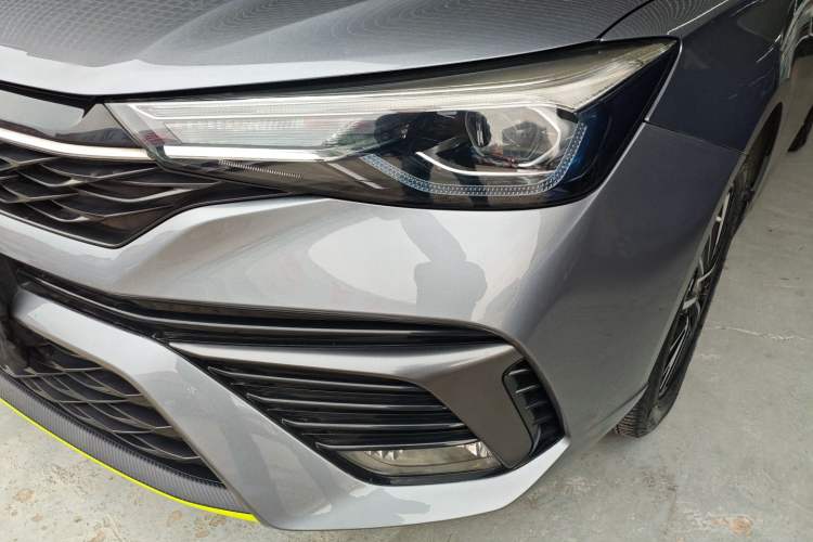 Used Roewe i5 2021 1.5L CVT Diamond Edition