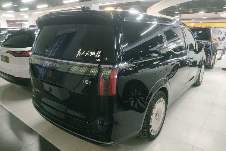 Used Zeekr 009 2022 Revised WE Version
