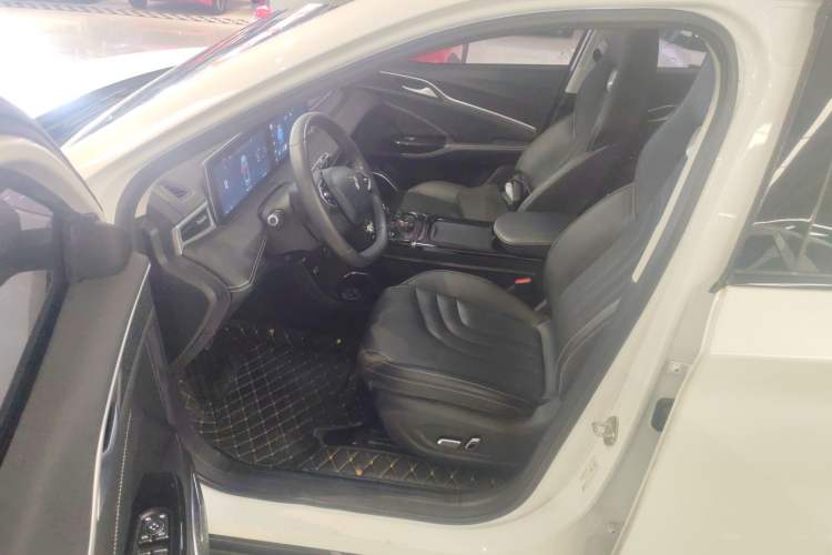 Used NETA U 2023 Neta U-Ⅱ Challenge Edition 400 LFP Left Front Seat