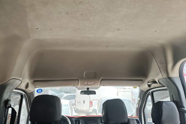 Used Foton Toano 2019 2.5T Multi-Function Long-Wheelbase Mid-Height 5-7 Seater 4J25TC3