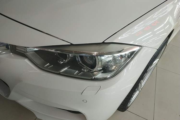 Used BMW 3 Series 2015 320Li Luxury Edition Fashion Model
