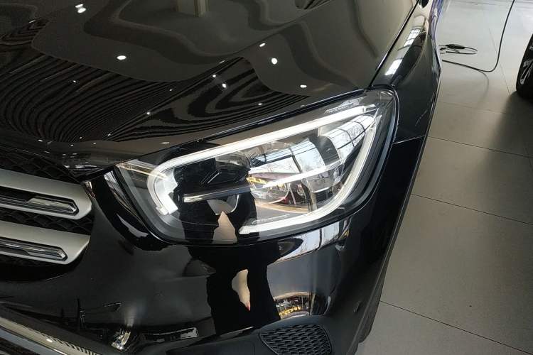 Used Mercedes-Benz GLC 2020 GLC 260 L 4MATIC Dynamic Model