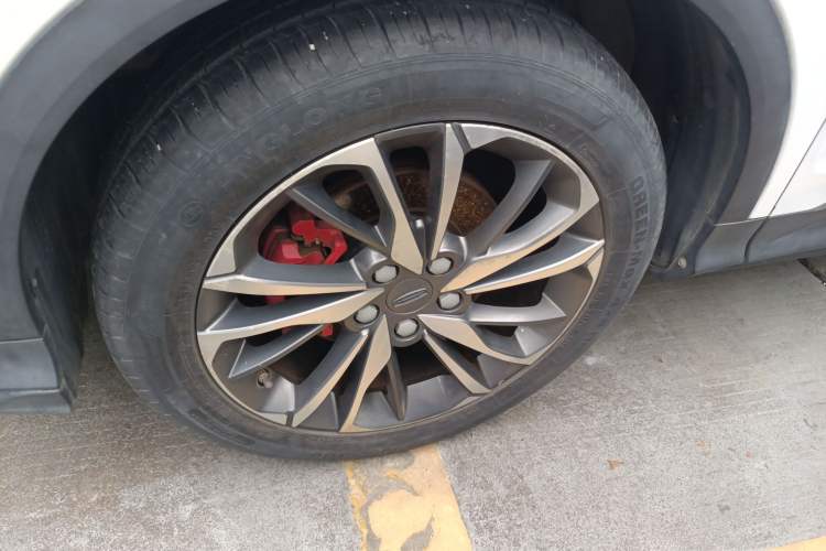 Used Geely Auto Coolray 2019 Sport Model 260T DCT Patrol China V Standard
