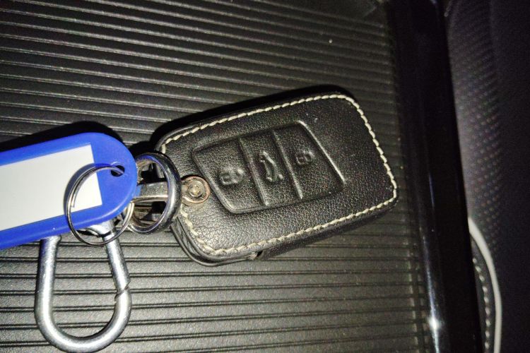 Used Volkswagen Passat 2024 380TSI Dragon Glory Edition Vehicle Key