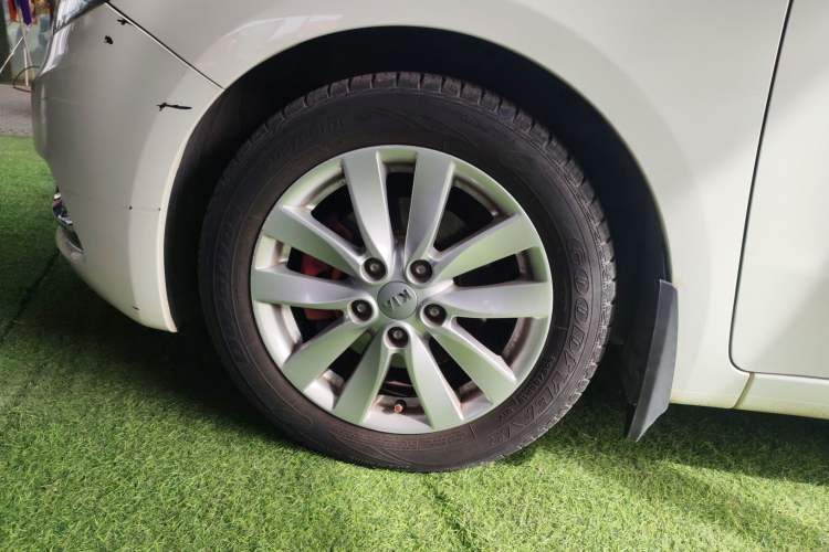 Used Kia K3 2015 1.6L Automatic GL
