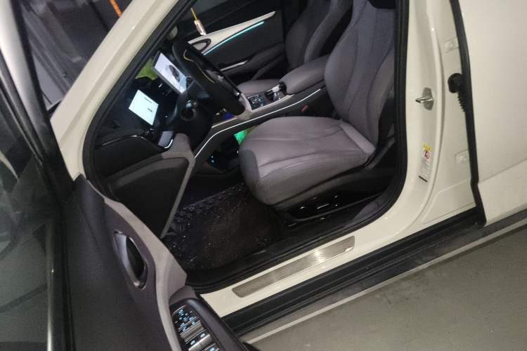 Used BYD Seal 07 DM-i 2025 DM-i 1.5L 125km Luxury Model Left Front Seat