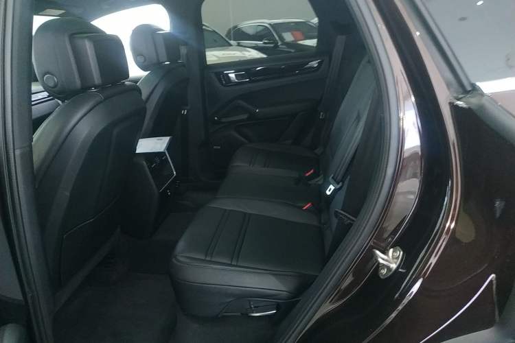 Used Porsche Cayenne E-Hybrid 2021 Cayenne E-Hybrid 2.0T