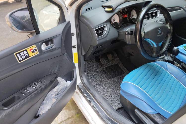 Used Peugeot 308 2014 Enjoy Edition Classic 1.6L Manual YouShang Model Driver Seat