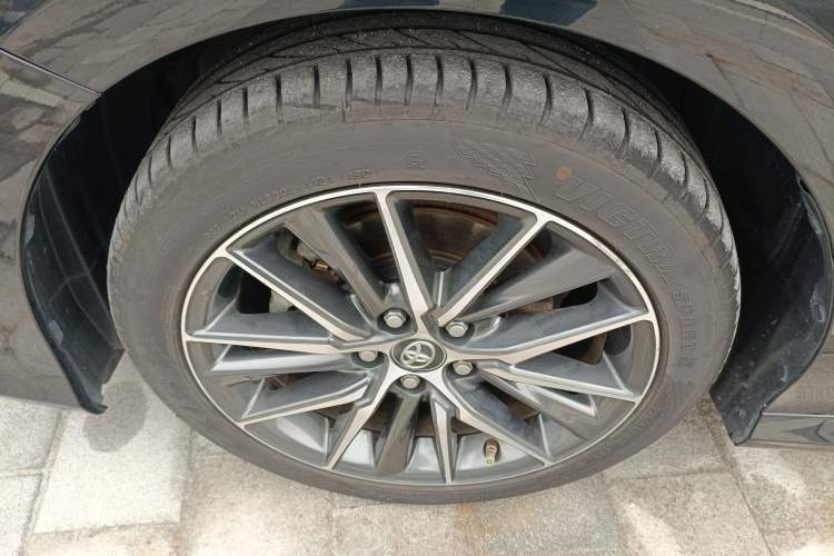 Used Toyota Camry 2021 2.5G Luxury Edition Left Front Wheel Hub