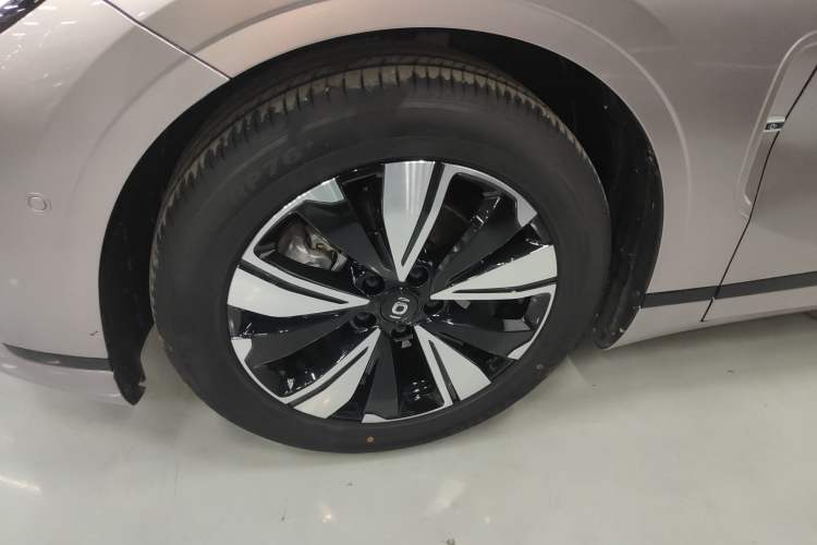 Used CHANGAN NEVO A07 2025 All-Electric "Real Bargain" 525 Luxury Model
