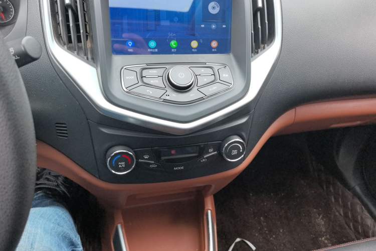 Used Geely Auto Diamond 2016 1.5L Manual Elite Edition