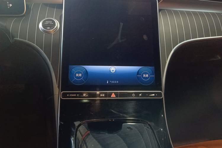 Used Mercedes-Benz C-Class 2023 C 260 L Sport Edition Audio And AC Panel