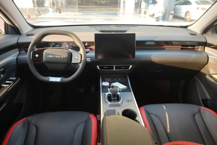 Used JETOUR Dashing 2024 1.5T DCT Starlight Shine Pro Edition
