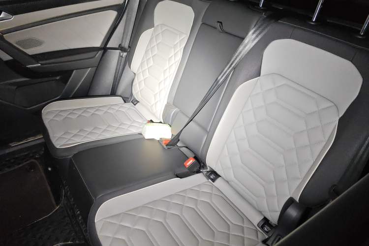 Used Volkswagen Tayron 2023 280TSI Two-Wheel-Drive Luxury Plus Advanced Version