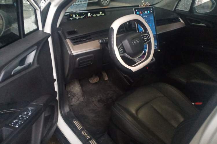 Used NETA V 2021 Long-Range Industry Custom Edition