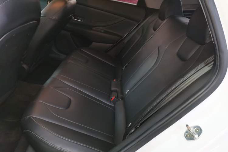 Used Hyundai Elantra 2021 1.5L CVT GLX Elite Edition
