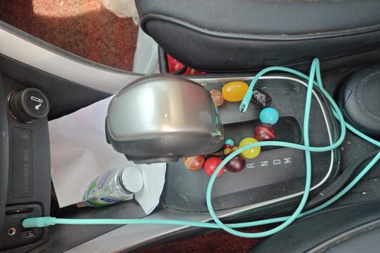 Used Chevrolet Trax 2017 1.4T Automatic Two-Wheel Drive Luxury Version Gear Lever