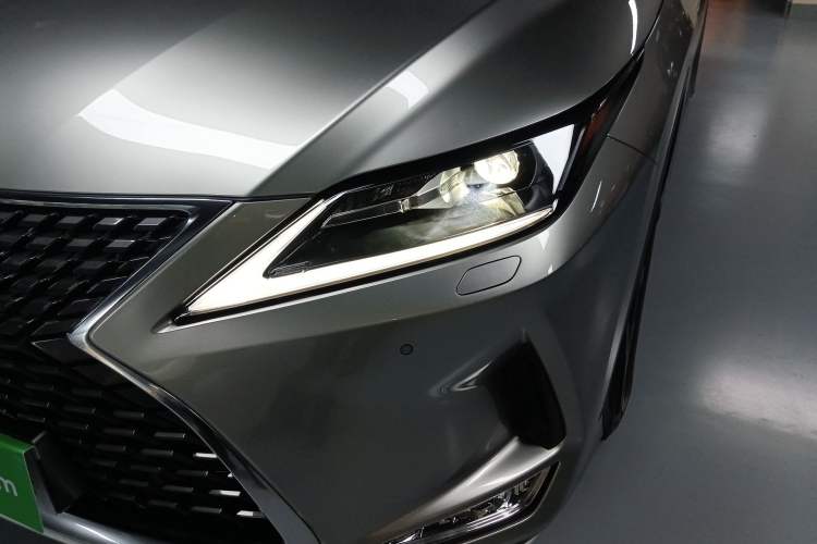 Used Lexus RX 2020 Revised Version 300 Two-Wheel Drive Comfort Edition
