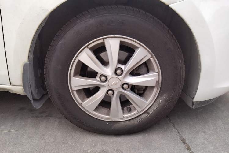 Used Chevrolet Sail 2016 Sail 3 1.3L Manual Comfort Sunroof Edition Right Front Wheel Hub