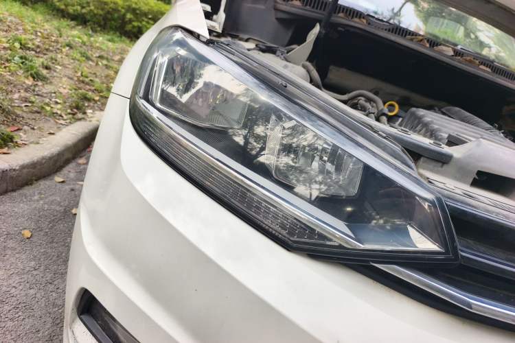 Used Volkswagen Touran 2016 Volkswagen Touran L 280TSI Manual Trend Edition
