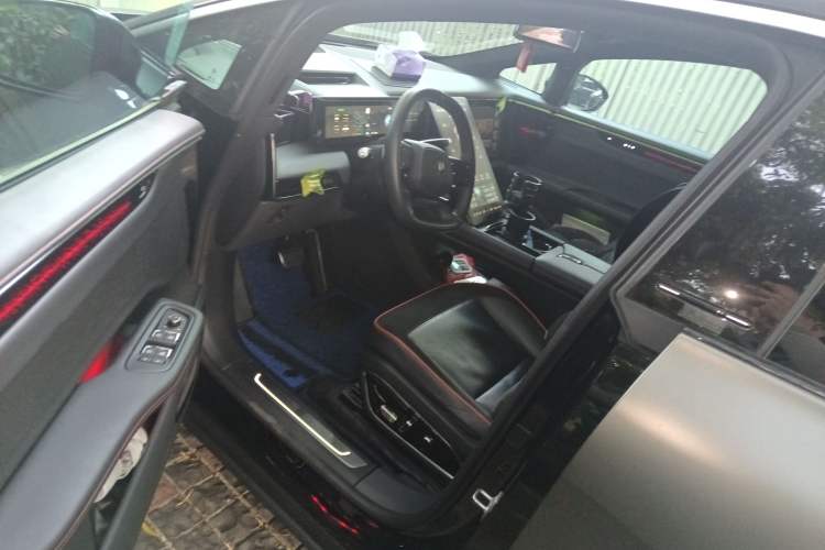 Used HiPhi X 2021 Founder Edition 6-seater
