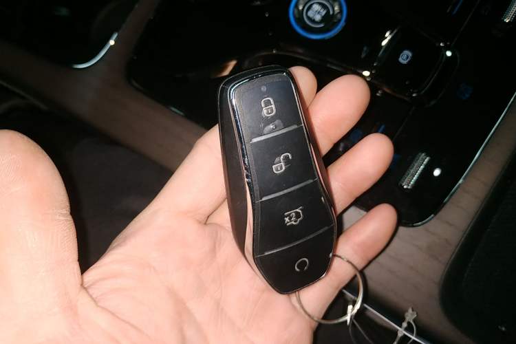 Used BYD Han 2025 EV Intelligent Driving Edition 701KM LiDAR Flagship Model