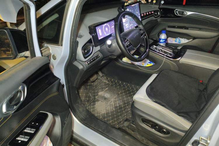 Used AION V 2023 Plus 70 Smart Tech Edition Lithium Iron Phosphate
