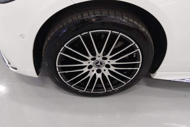 Used Mercedes-Benz C-Class 2024 Restyled C-Class 260 L Sport Edition Exterior 4