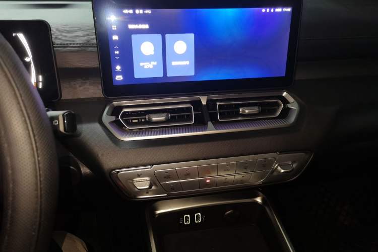 Used Haval H5 2025 2.0T Automatic All-Wheel Drive Flagship Edition Gasoline