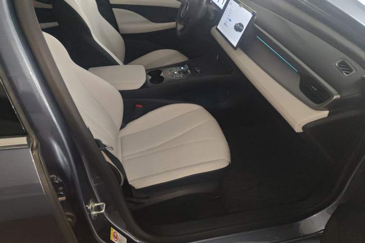 Used BYD Seal 05 DM-i 2025 DM-i Intelligent Drive 120KM Flagship Model
