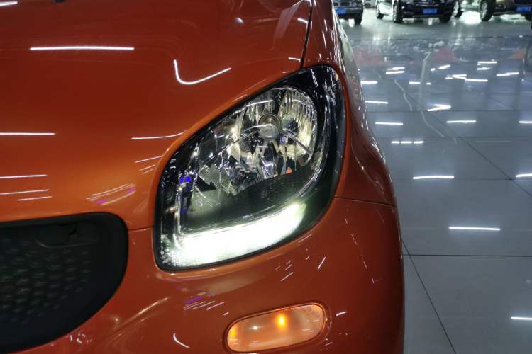 Used smart fortwo 2018 1.0L 52kW Hardtop Dynamic Version China V