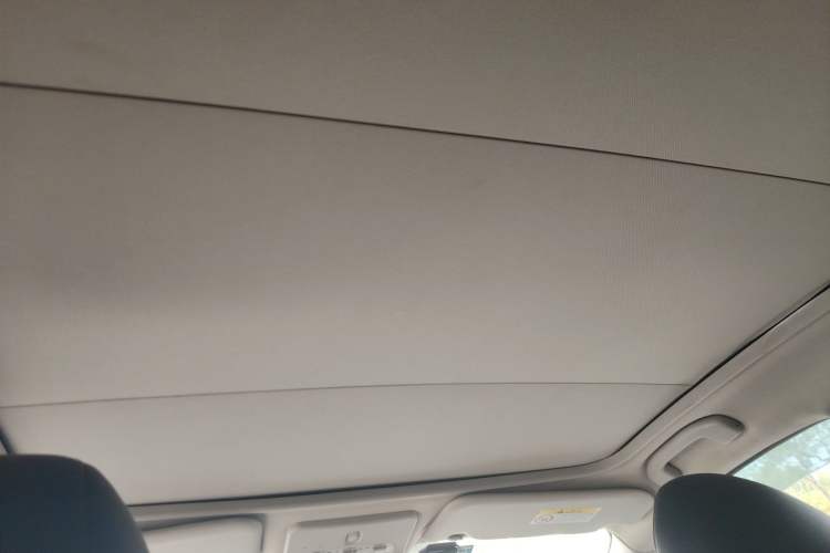 Used Nissan Qashqai 2019 2.0L CVT Luxury Edition Headliner