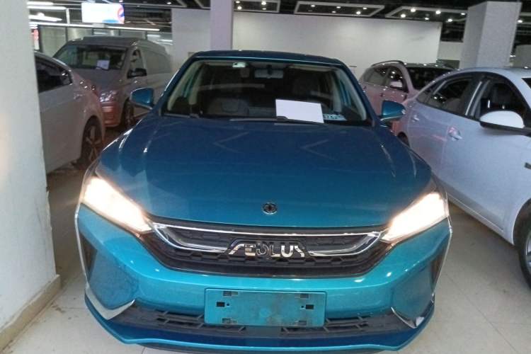 Used Dongfeng Aeolus Yixuan 2021 230T Automatic Chasing Shadow Edition Front