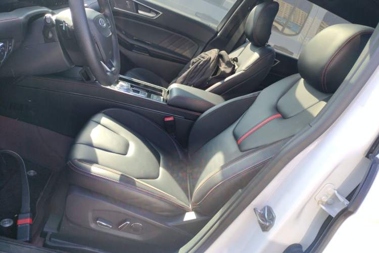 Used Ford Edge 2021 PLUS EcoBoost 245 Two-Wheel-Drive ST-Line 5-Seater