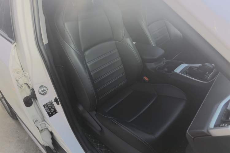 Used Toyota Wildlander 2020 2.0L CVT 4x4 Luxury Edition