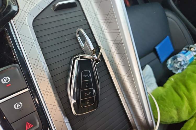 Used Geely Auto Preface 2023 2.0TD Luxury Version Vehicle Key