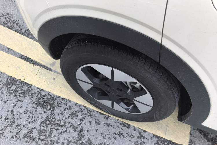 Used Geely Galaxy Geome 2025 UP 410km Exploration Edition Right Rear Wheel Hub