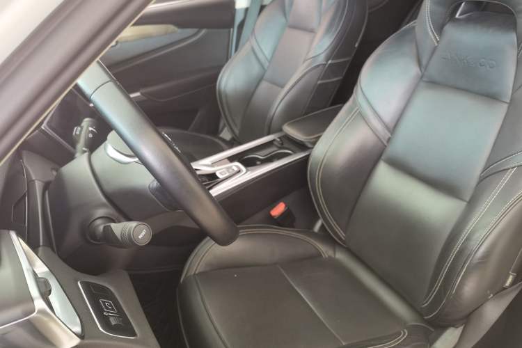 Used Lynk & Co 01 2017 2.0T Two-Wheel Drive Pro Edition
