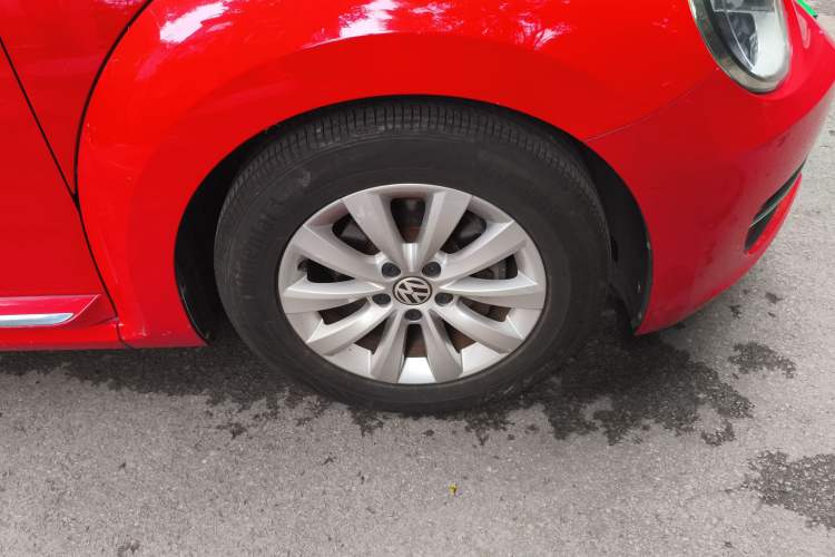 Used Volkswagen Beetle 2013 1.2TSI Fashion Edition Right Front Wheel Hub