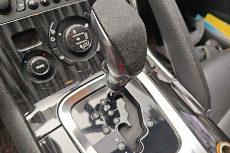 Used Peugeot 3008 2013 2.0L Automatic Trend Edition