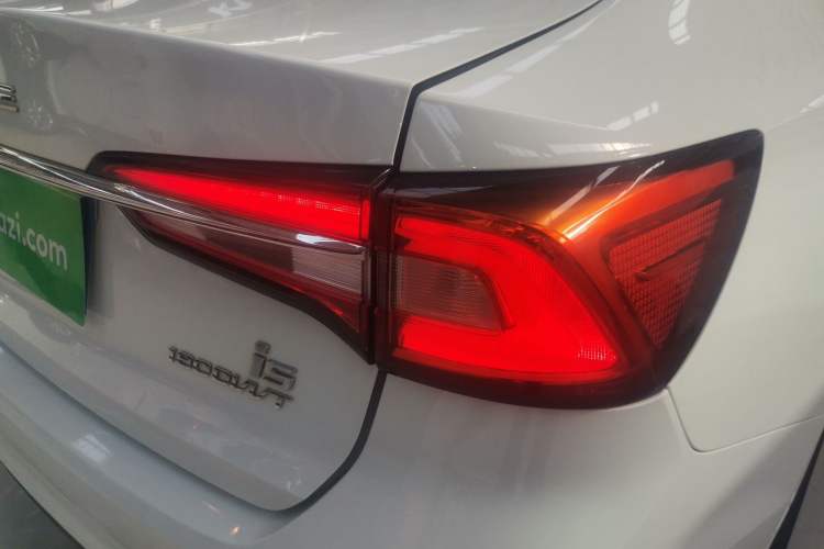 Used Roewe i5 2020 1.5L Automatic 4G Connected Linghao Edition