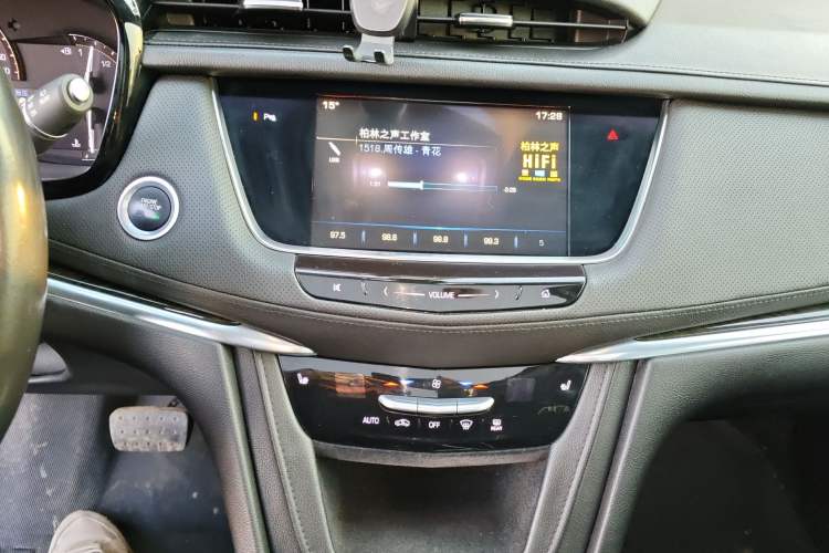 Used Cadillac XT5 2016 28T Four-Wheel Drive Luxury Model
